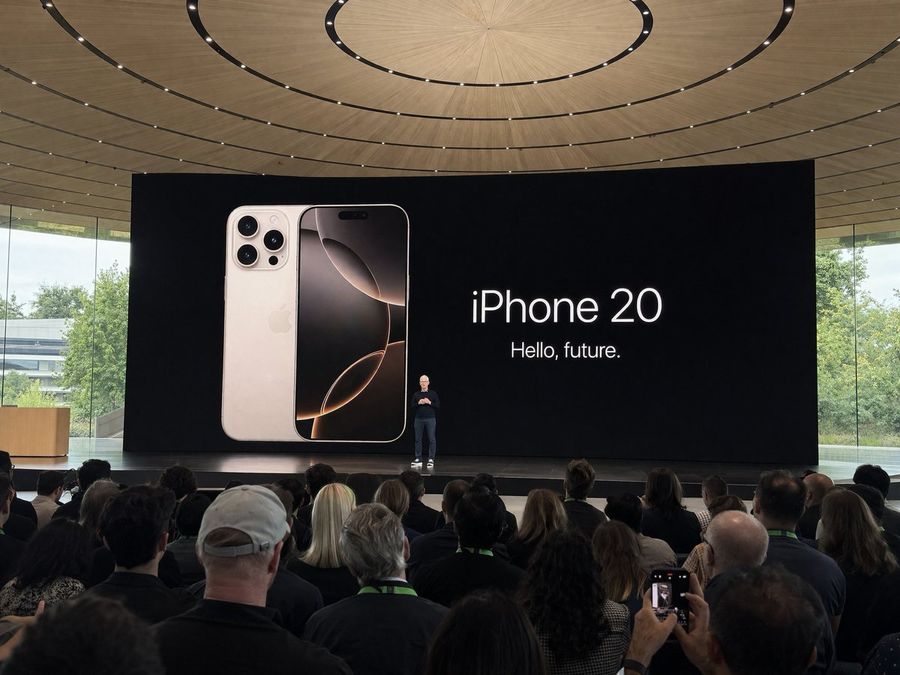 Apple Park Keynote Photo Prompt — GPT Image 2 image prompt example