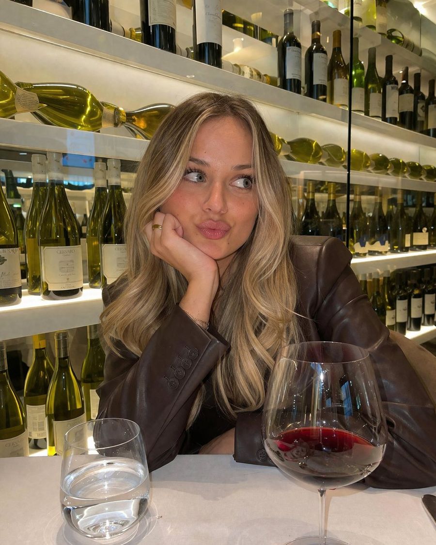 Casual Wine Bar Portrait — GPT Image 2 image prompt example
