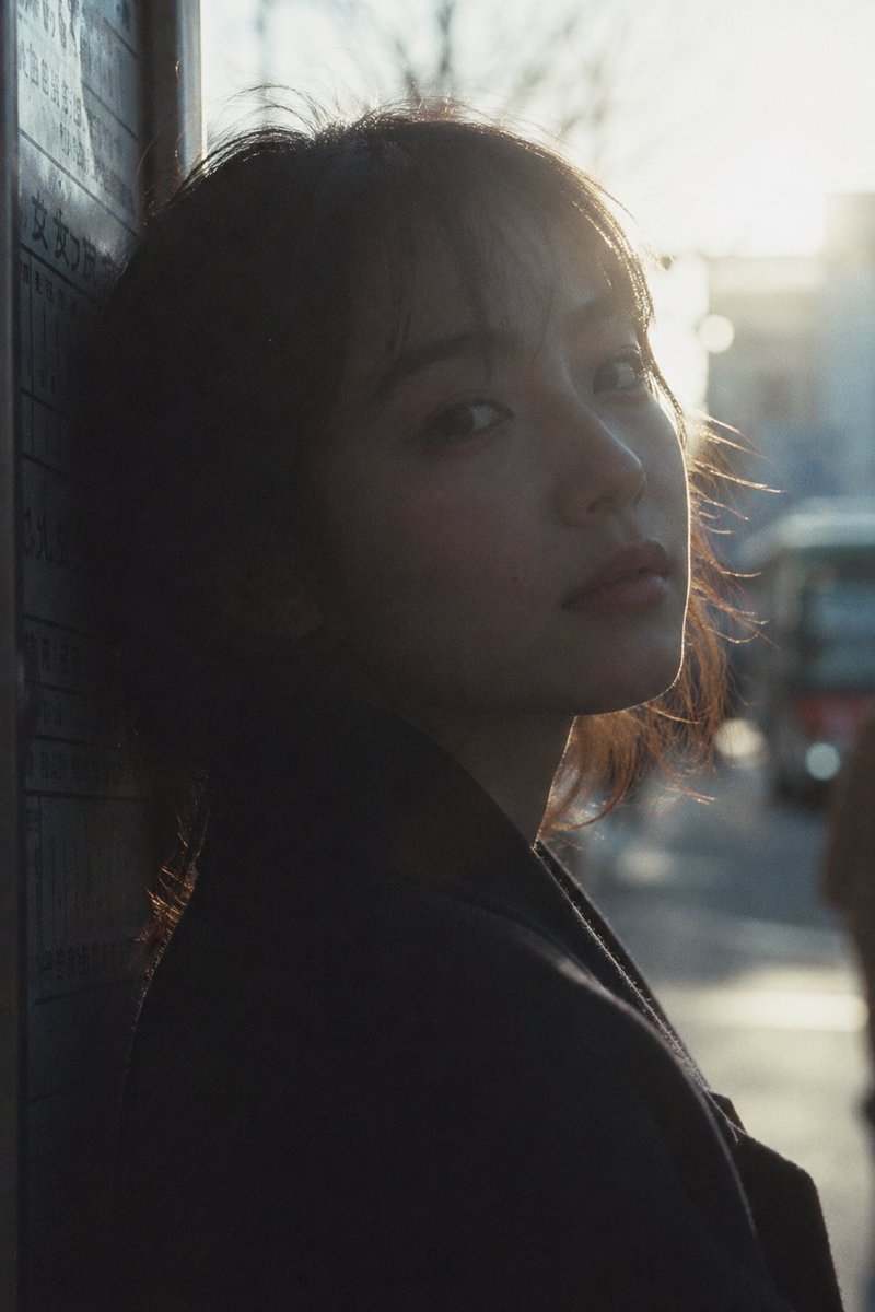 Cinematic Urban Silhouette Portrait — GPT Image 2 image prompt example