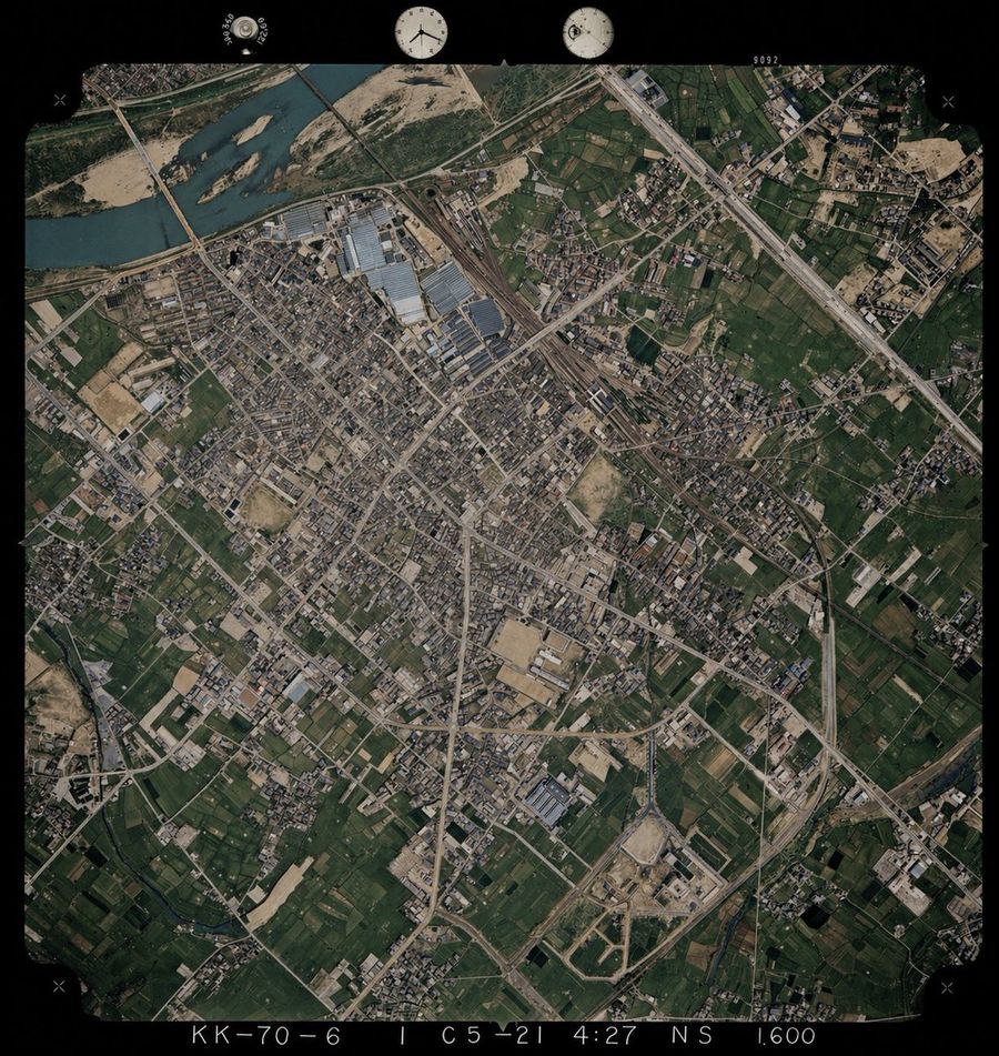 Colorize Historical Aerial Photo — GPT Image 2 image prompt example