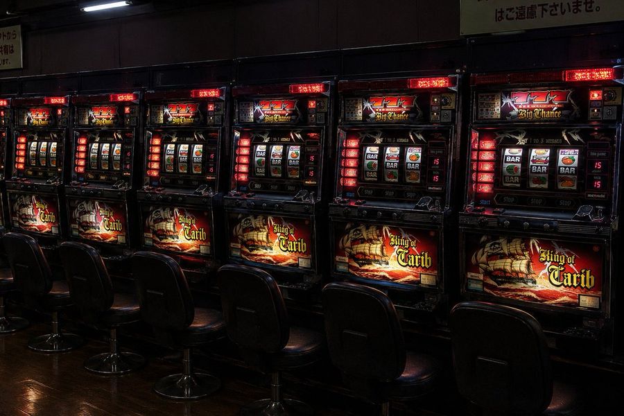 Japanese Pachislot Parlor — GPT Image 2 image prompt example