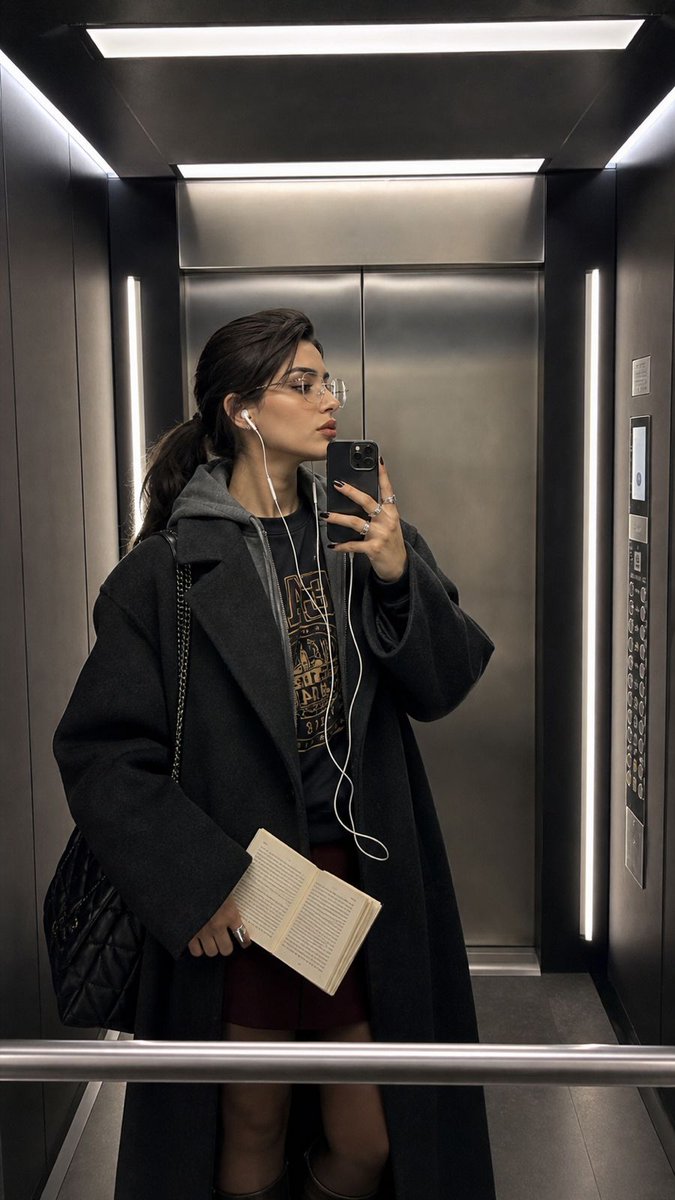 Modern Elevator Mirror Selfie — GPT Image 2 image prompt example