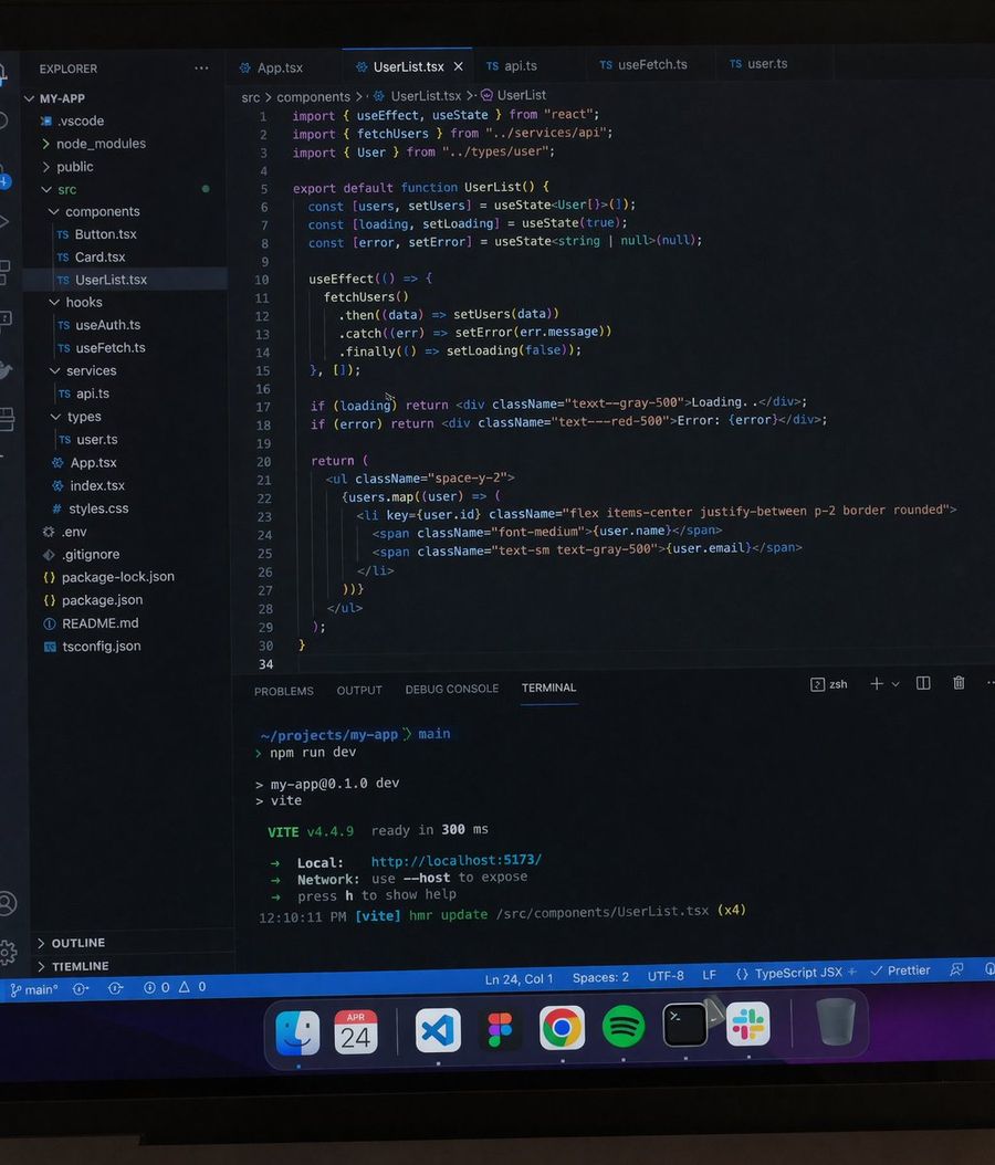 Professional Workspace Screen — GPT Image 2 image prompt example