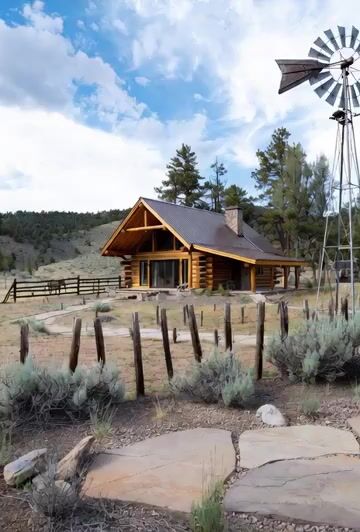 Forty Rod Flat, Pinedale, Wyoming — Grok Imagine video prompt example