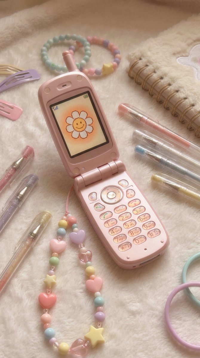 Display the Subject from the Attached Image on a Flip Phone (Garakei) — Nano Banana Pro image prompt example