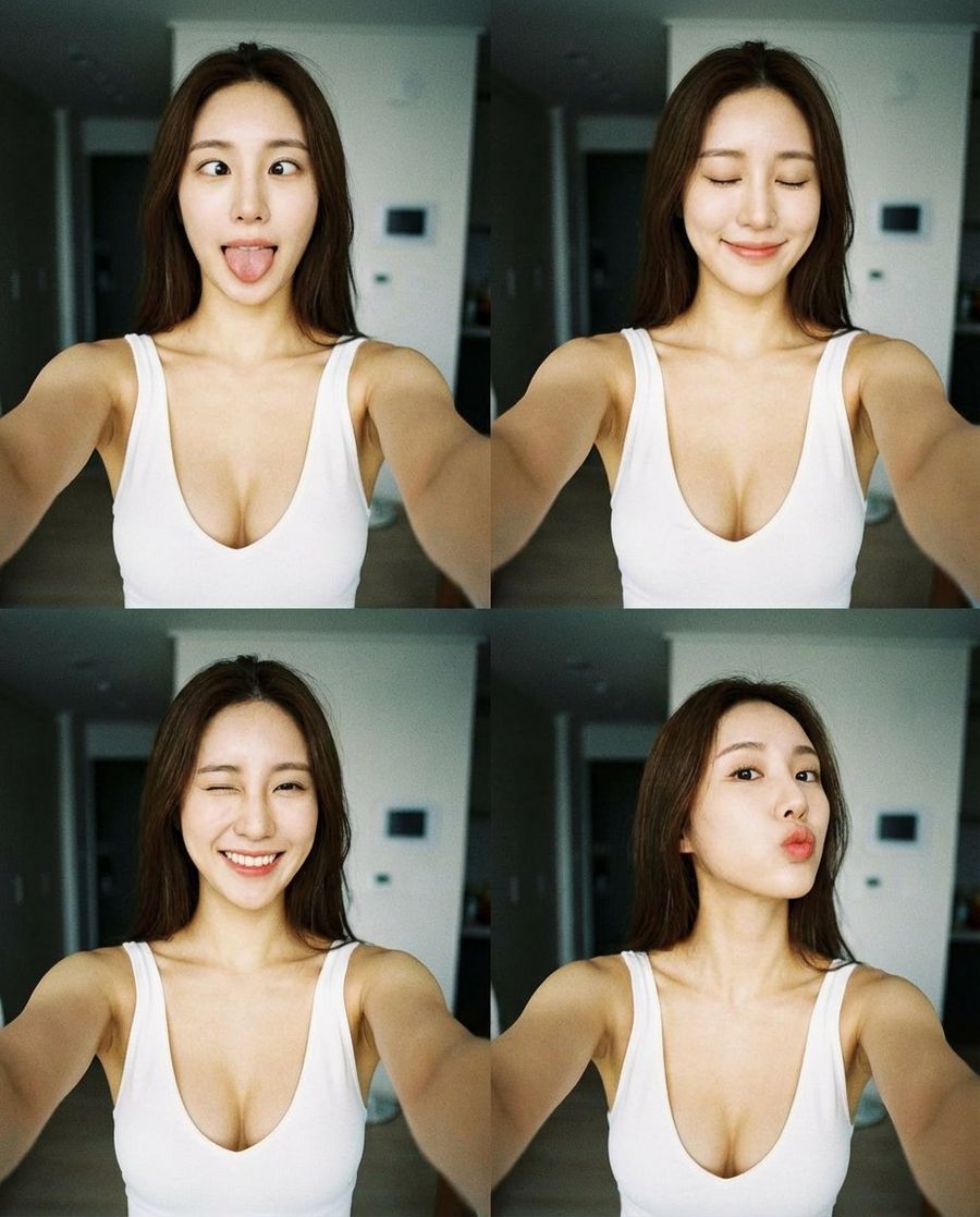 2x2 Selfie Collage With Playful Poses — Nano Banana Pro image prompt example