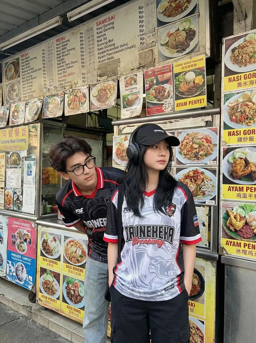 Candid Street Photography Of Young Adults At A Southeast Asian Food Stall — Nano Banana Pro image prompt example