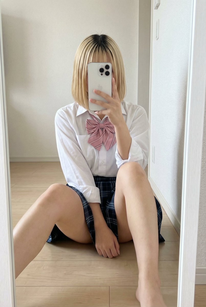 Detailed Json Prompt For Asian Schoolgirl Mirror Selfie — Nano Banana Pro image prompt example