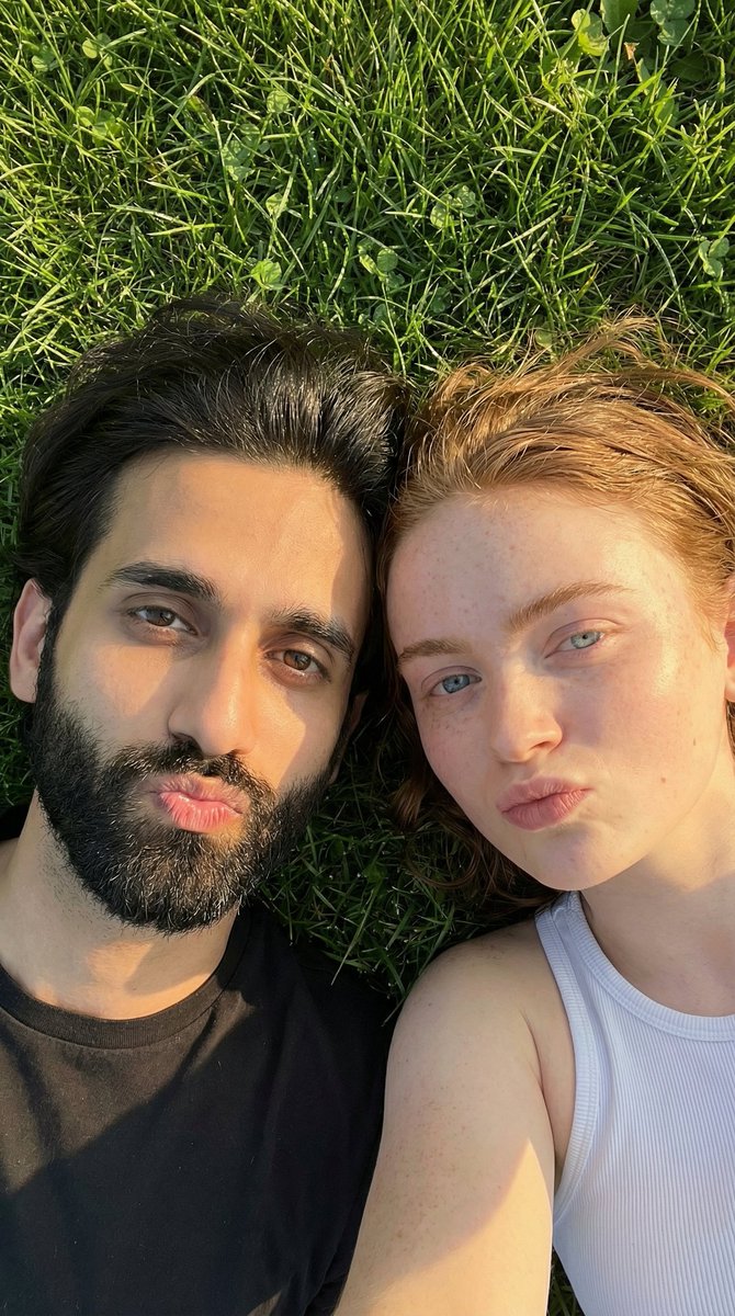 Golden Hour Selfie Couple — Nano Banana Pro image prompt example