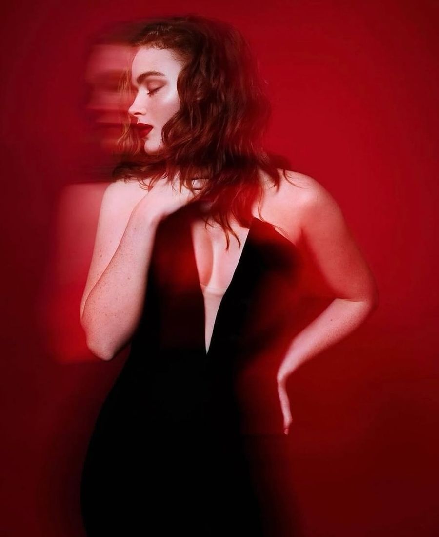 High Fashion Cinematic Portrait With Shutter Drag Effect — Nano Banana Pro image prompt example