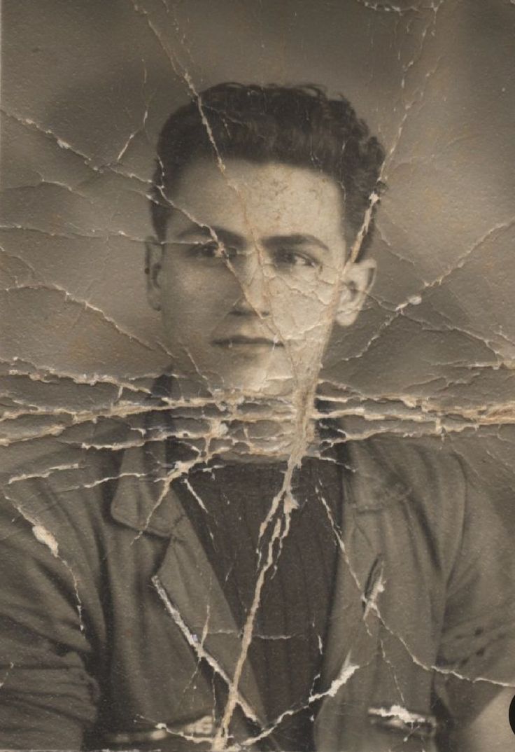 Old Photo Restoration To Dslr Quality by @doctorwasif — Nano Banana Pro image prompt example
