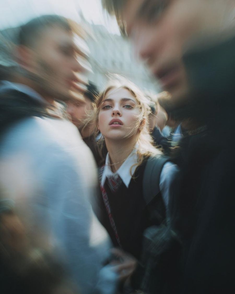 Paparazzi Style Candid Photo Prompt — Nano Banana Pro image prompt example