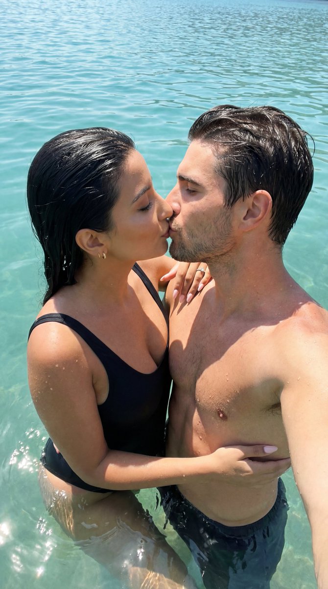 Ultra Photorealistic Candid Water Kiss — Nano Banana Pro image prompt example