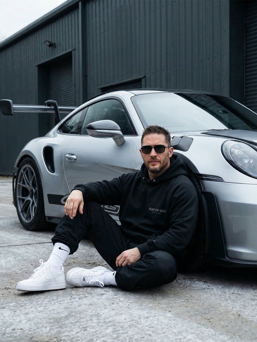 Urban Porsche 911 Gt3 Portrait — Nano Banana Pro image prompt example