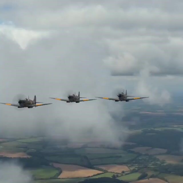 Detailed Wwii Aerial Dogfight Scene Prompt 308 — Seedance 2.0 video prompt example