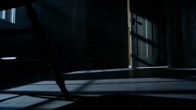 Horror Scene Prompt Moving Chair — Seedance 2.0 video prompt example