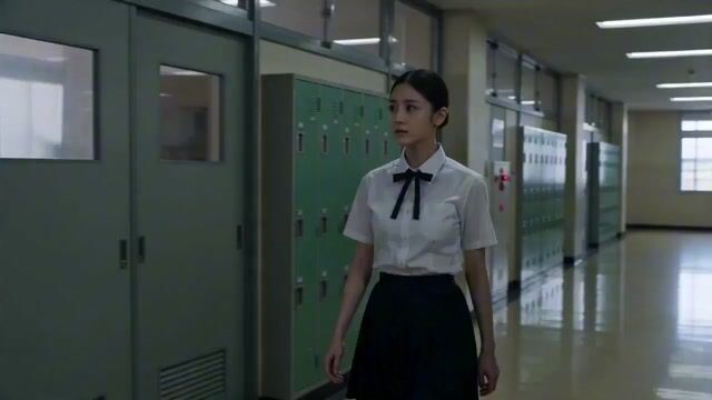 Japanese High School Cinematic Fight Scene — Seedance 2.0 video prompt example