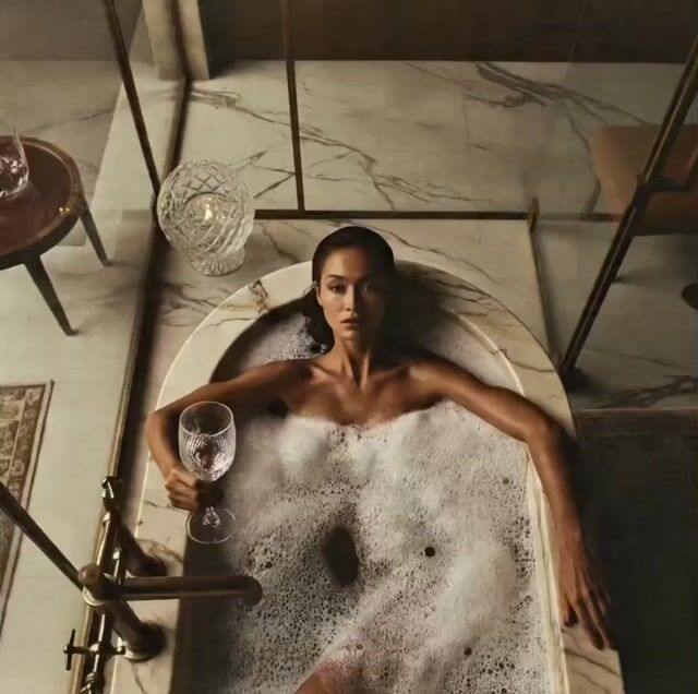 Serene Luxury Spa Visual — Seedance 2.0 video prompt example