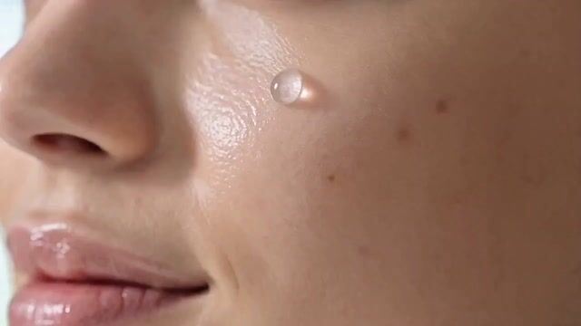 Skincare Beauty Cream Advertisement — Seedance 2.0 video prompt example