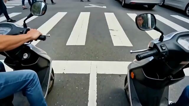 Taipei Street Scene With Sudden Event 635 — Seedance 2.0 video prompt example